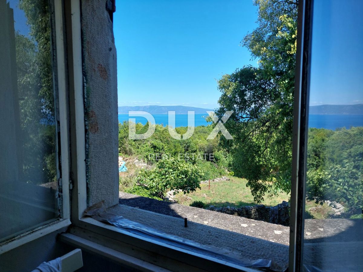 ISTRA, RABAC (OKOLICA) - Kamnita hiša s pogledom na morje