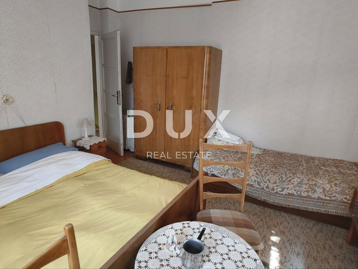 ISTRA, POREČ - Stanovanje v starem mestnem jedru z velikim potencialom