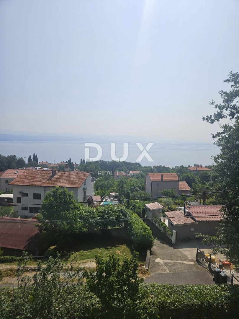 OPATIJA, IKA - 2 apartmaja 143m2 (80m2 + 63m2) pritličje in 2. nadstropje s pogledom na morje + skupna površina 250m2