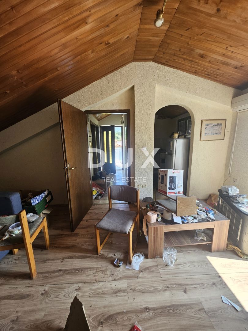 OPATIJA, IKA - 2 apartmaja 143m2 (80m2 + 63m2) pritličje in 2. nadstropje s pogledom na morje + skupna površina 250m2