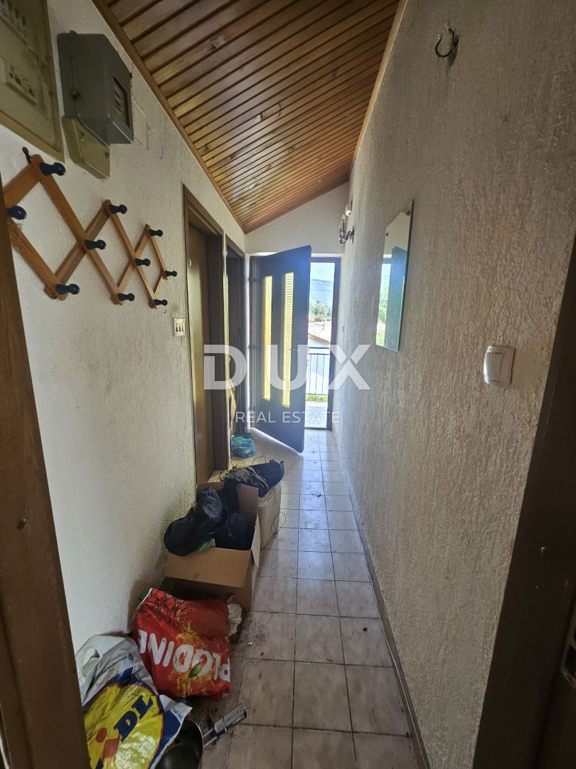 OPATIJA, IKA - 2 apartmaja 143m2 (80m2 + 63m2) pritličje in 2. nadstropje s pogledom na morje + skupna površina 250m2
