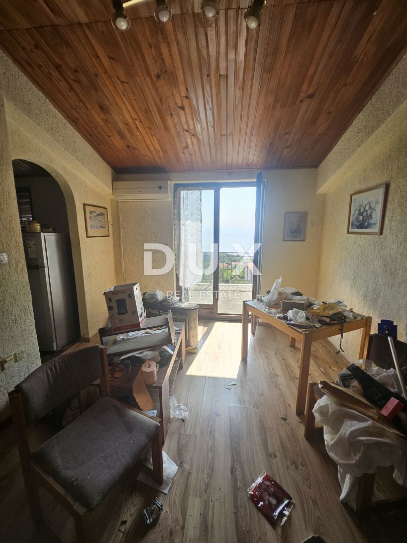 OPATIJA, IKA - 2 apartmaja 143m2 (80m2 + 63m2) pritličje in 2. nadstropje s pogledom na morje + skupna površina 250m2