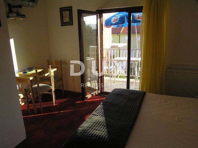 OTOK PAG, PAG - Družinski hotel z gostiščem in uveljavljenim podjetjem