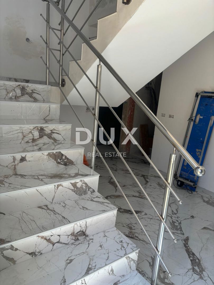 OTOK PAG, PAG - Apartma velikosti 101 m2 le 50 metrov od morja