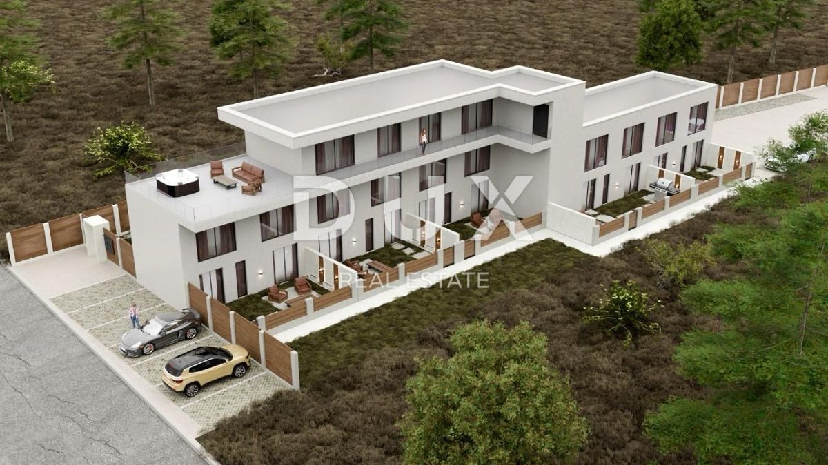 ISTRA, PREMANTURA – Dvostanovanjsko stanovanje z 2 spalnicama in 1 kopalnico ter zasebnim vrtom v bližini plaž in Kamenjaka