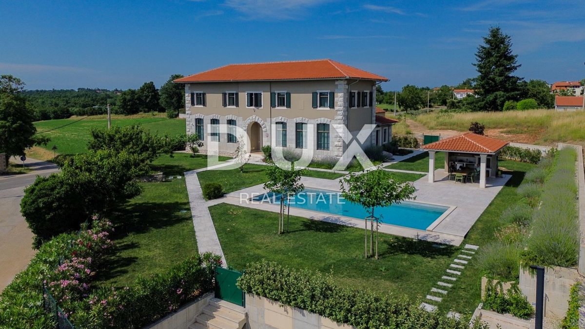 ISTRA, POREČ – Edinstvena vila z zgodovinsko dušo in italijansko eleganco