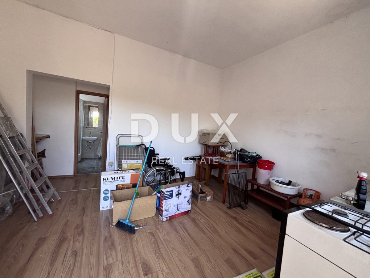 ZADAR, BIBINJE - Apartmajska hiša 150 m od morja