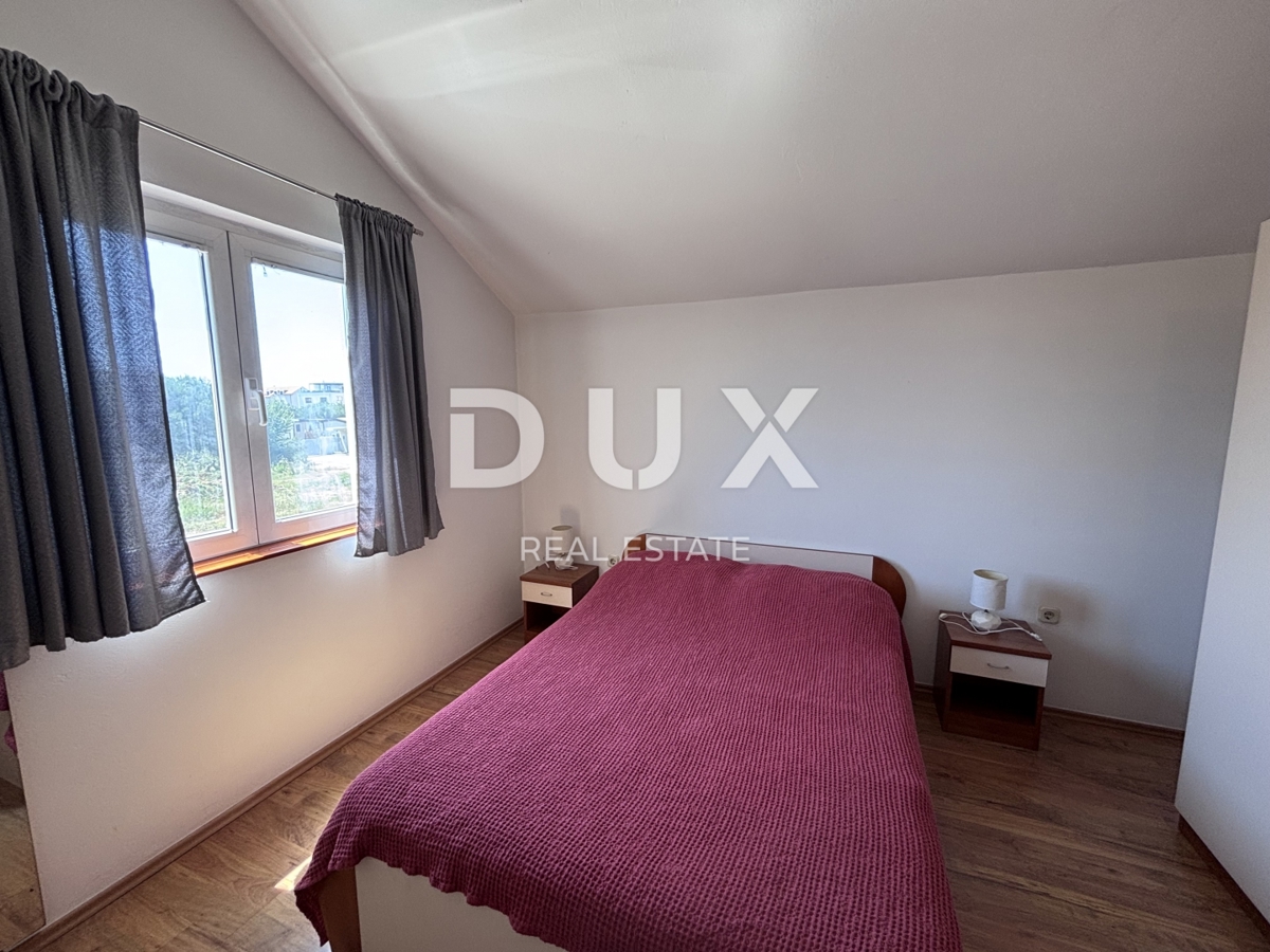 ZADAR, BIBINJE - Apartmajska hiša 150 m od morja