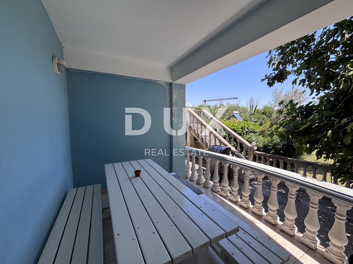 ZADAR, BIBINJE - Apartmajska hiša 150 m od morja