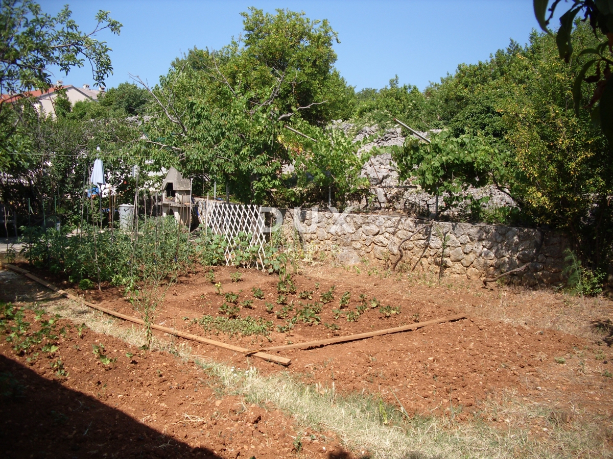 OTOK KRK, MESTO KRK - Samostojna hiša na odlični lokaciji