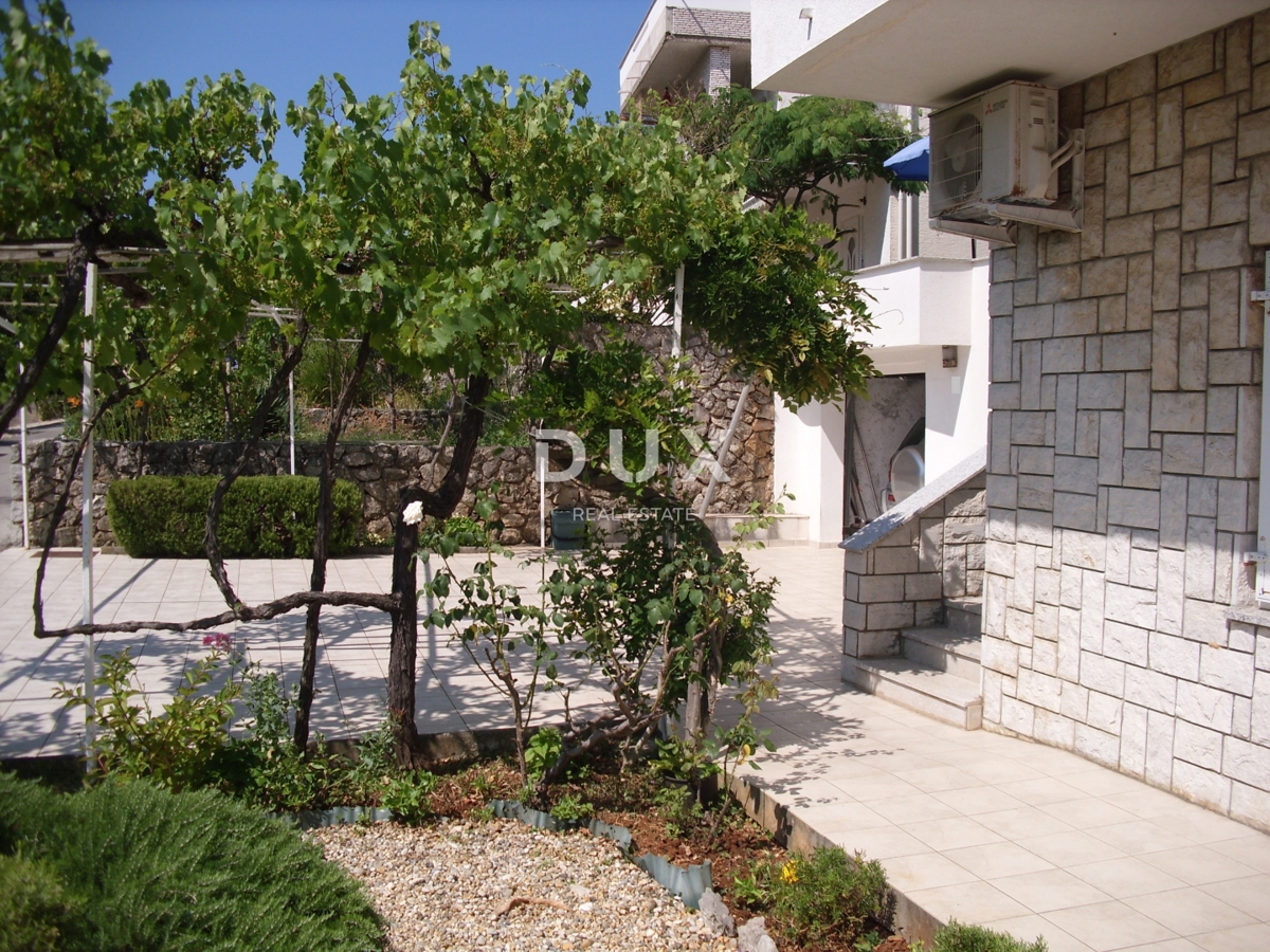 OTOK KRK, MESTO KRK - Samostojna hiša na odlični lokaciji