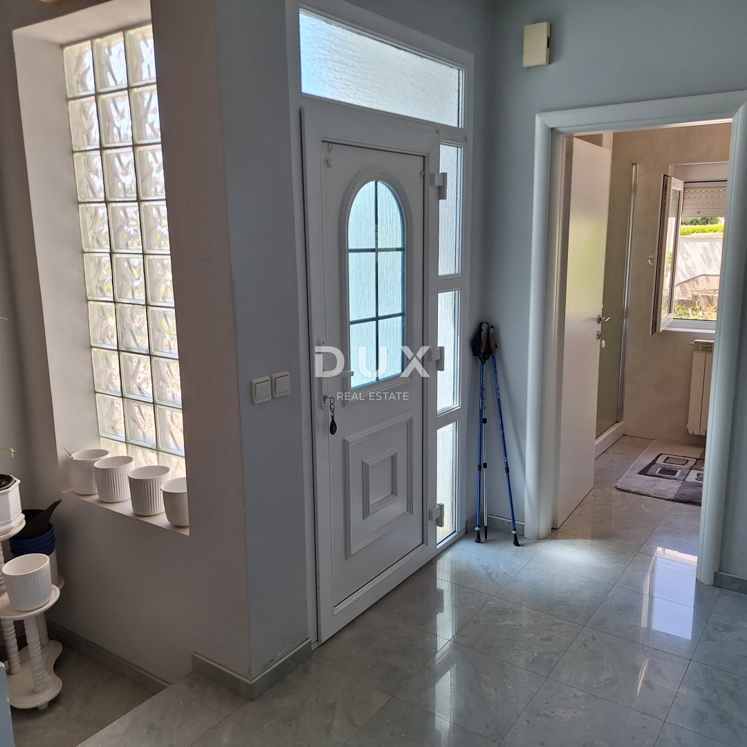 OTOK KRK, MESTO KRK - Samostojna hiša na odlični lokaciji