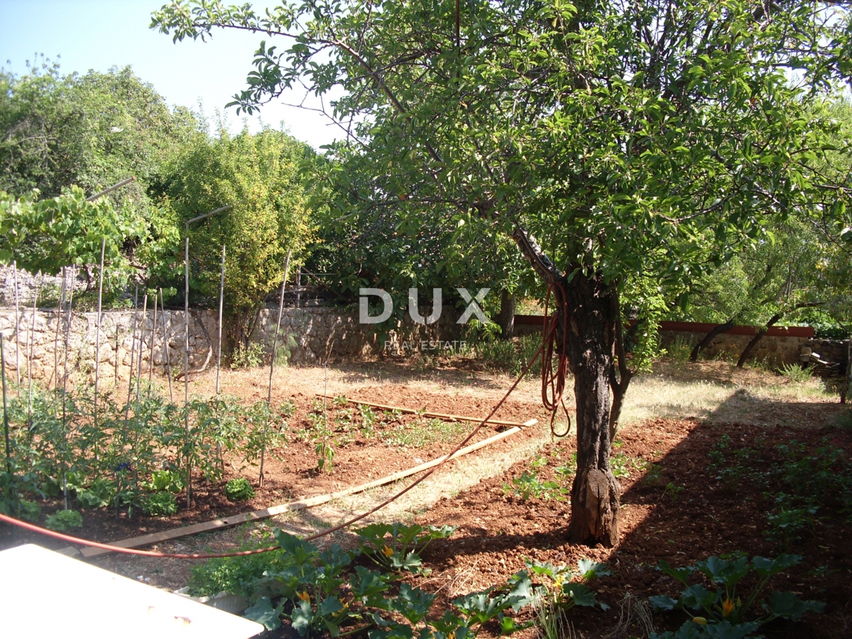 OTOK KRK, MESTO KRK - Samostojna hiša na odlični lokaciji