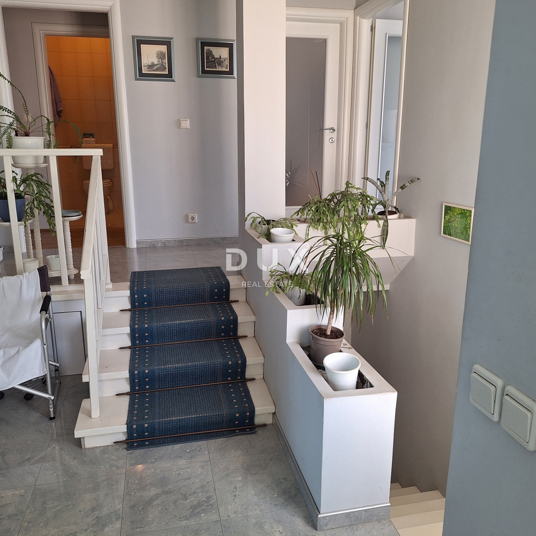 OTOK KRK, MESTO KRK - Samostojna hiša na odlični lokaciji