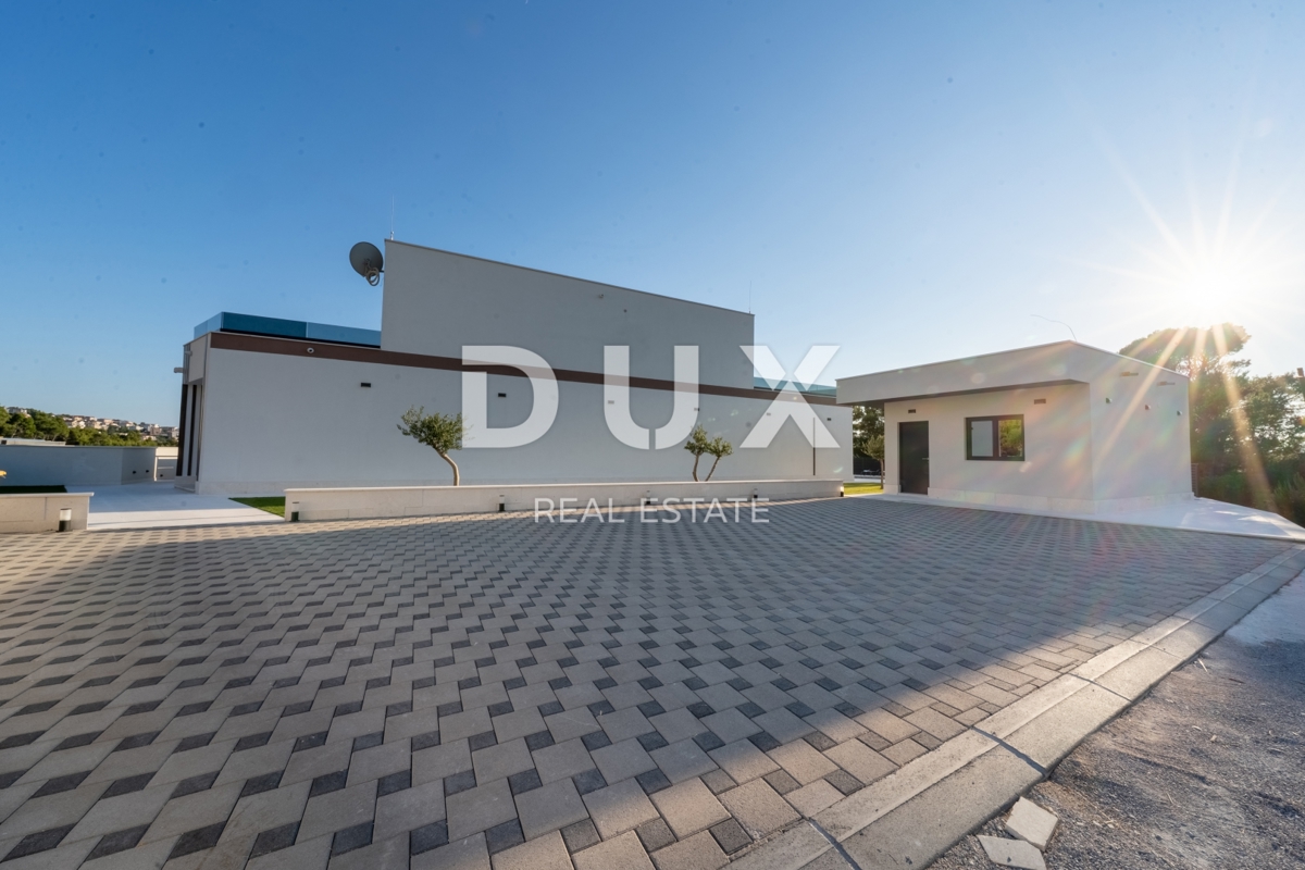SPLIT, PODSTRANA - Luksuzna vila s čudovitim razgledom