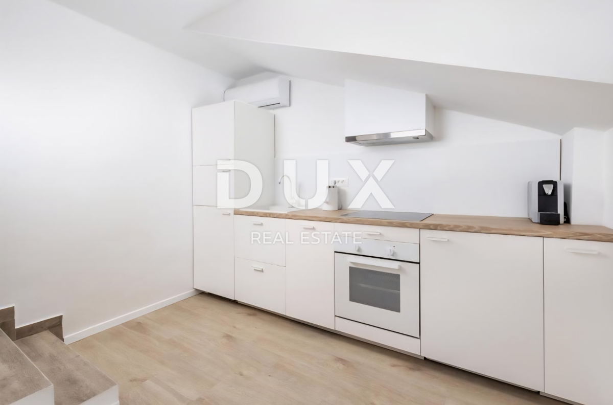 OPATIJA, CENTER - prenovljeno stanovanje 170 m od morja