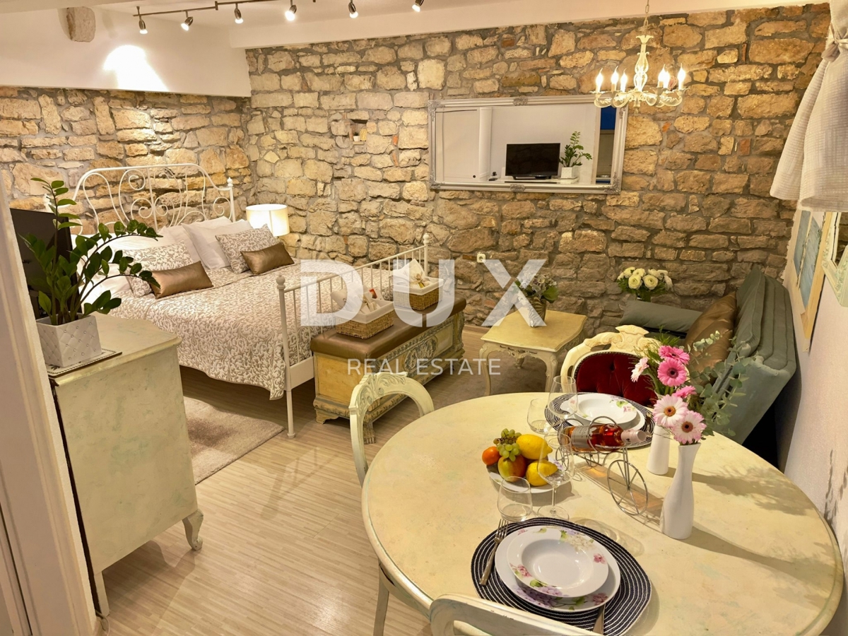 ISTRA, ROVINJ - Očarljiv studio na izjemni lokaciji!!