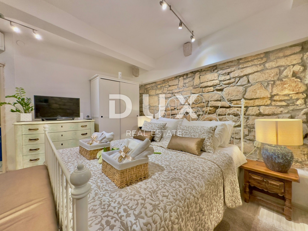 ISTRA, ROVINJ - Očarljiv studio na izjemni lokaciji!!