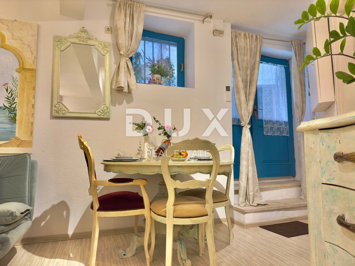 ISTRA, ROVINJ - Očarljiv studio na izjemni lokaciji!!