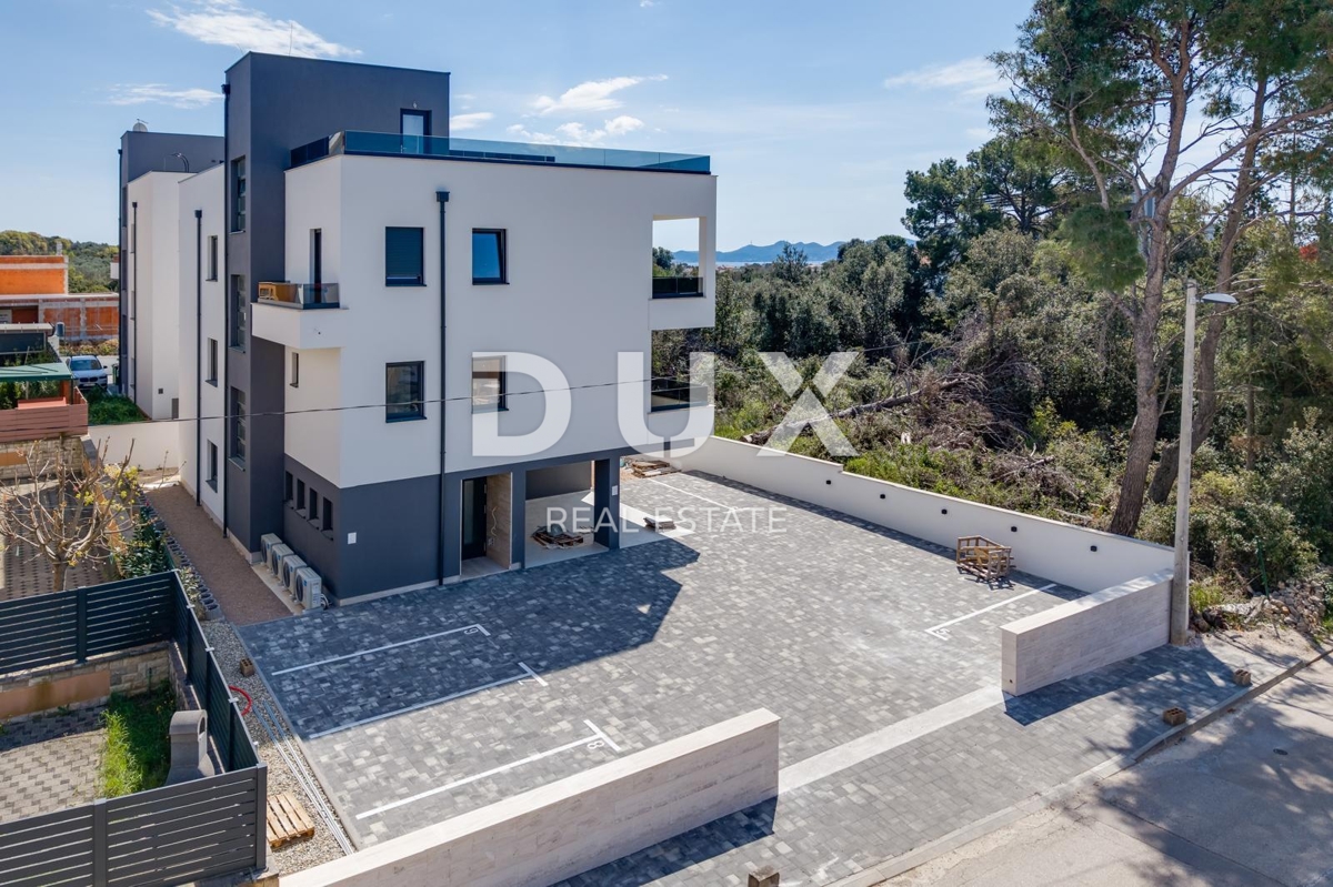 ZADAR, PETRČANE - Luksuzno penthouse stanovanje z impresivnim pogledom na morje
