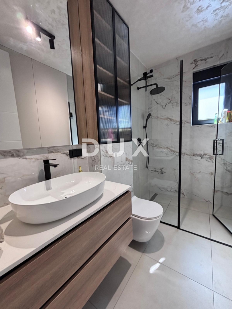 ZADAR, PETRČANE - Luksuzno penthouse stanovanje z impresivnim pogledom na morje
