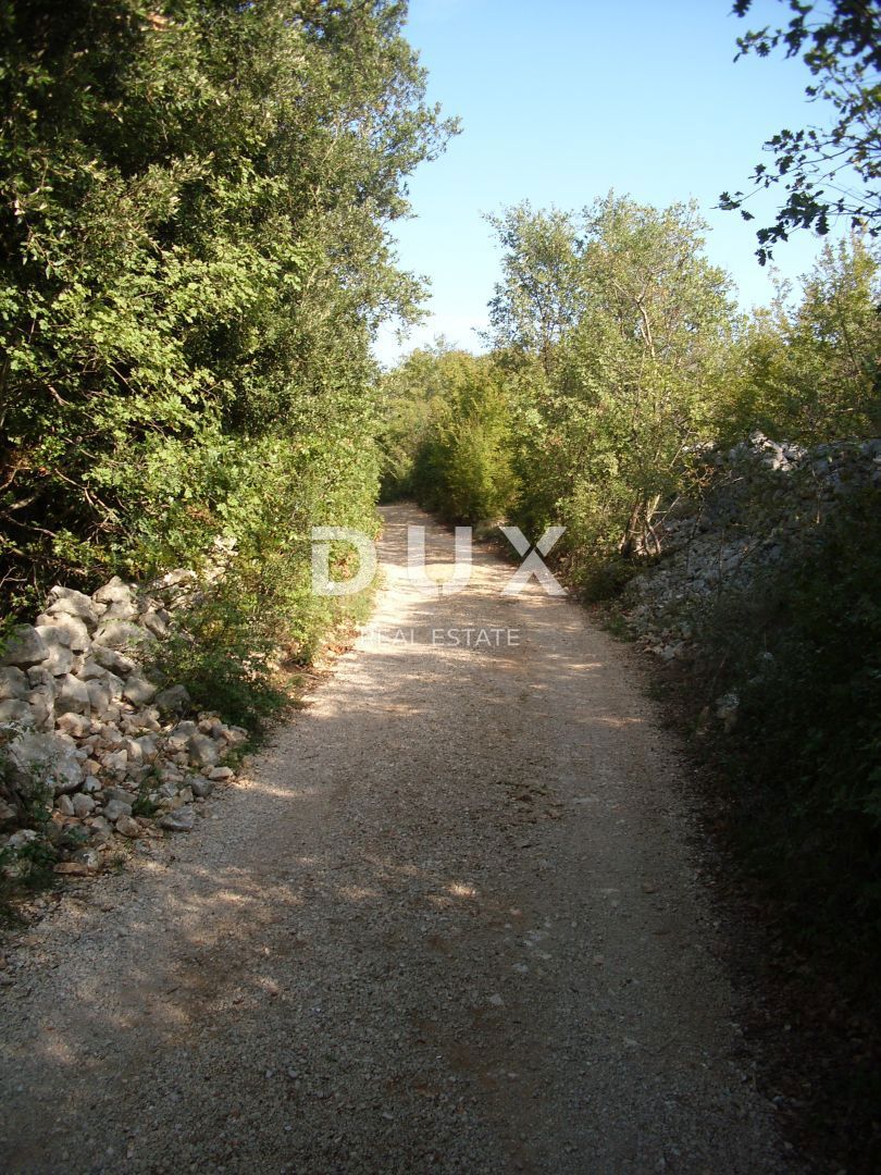 Zemljišče Pinezići, Krk, 552m2