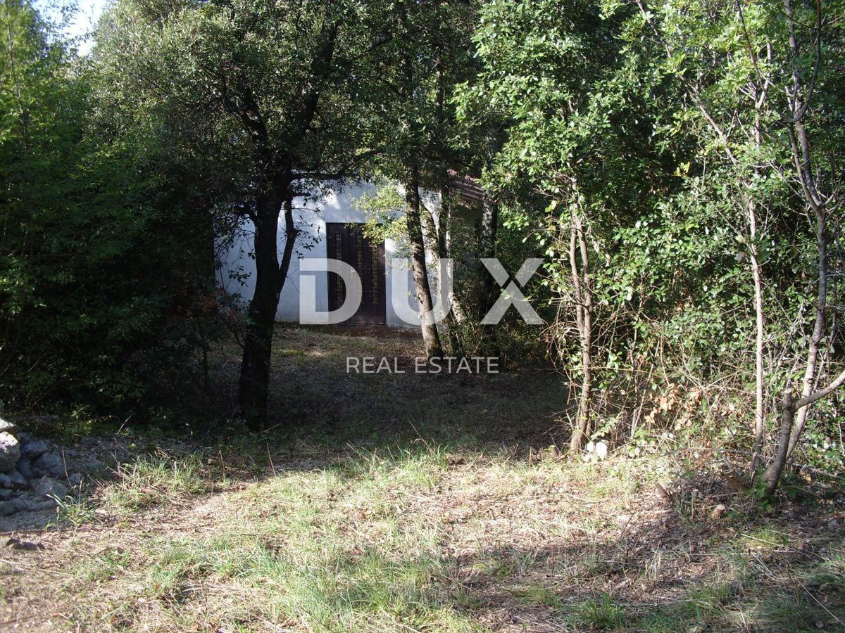 Zemljišče Pinezići, Krk, 552m2