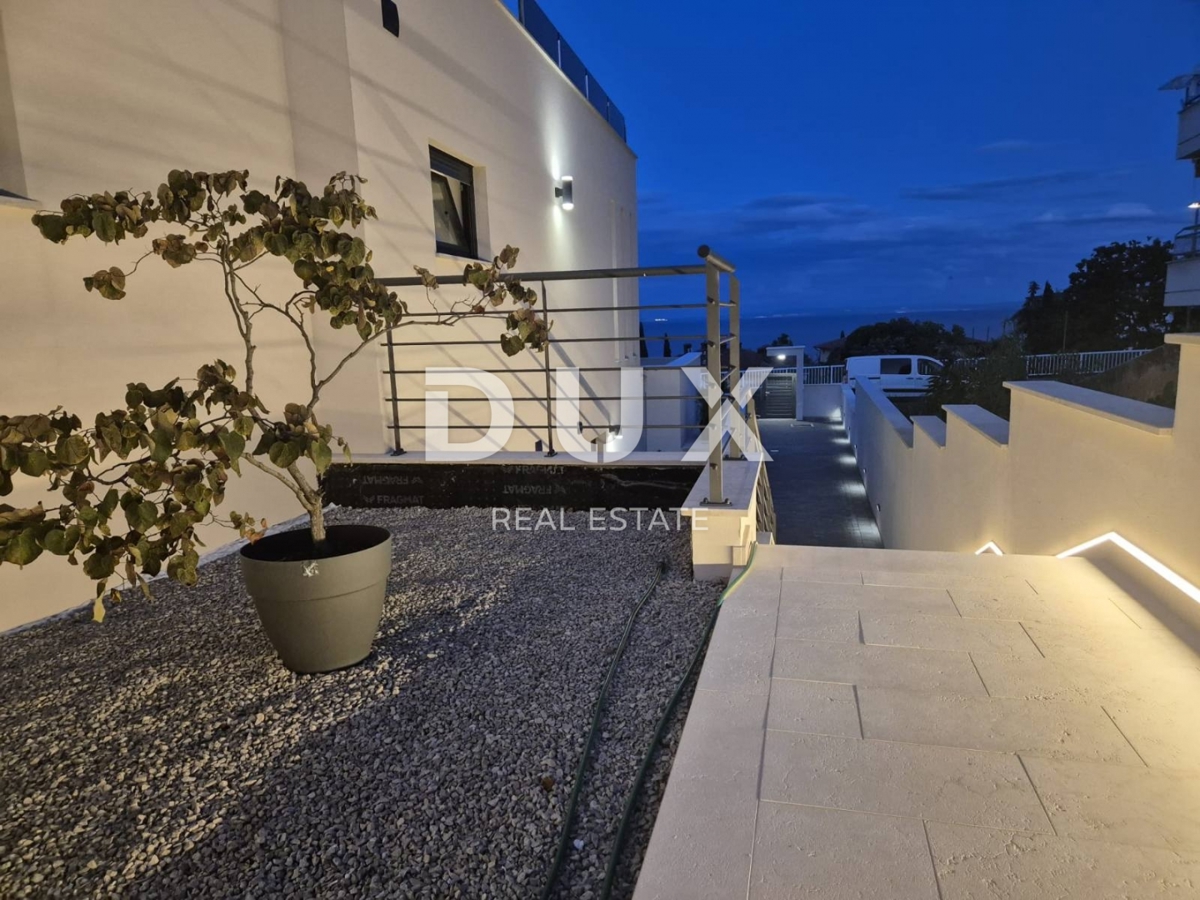 OPATIJA, LOVRAN - luksuzno stanovanje 141m2 z bazenom, 300m od morja