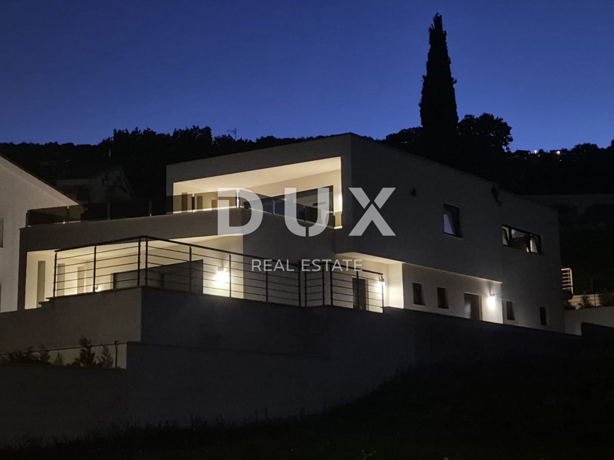 OPATIJA, LOVRAN - luksuzno stanovanje 141m2 z bazenom, 300m od morja