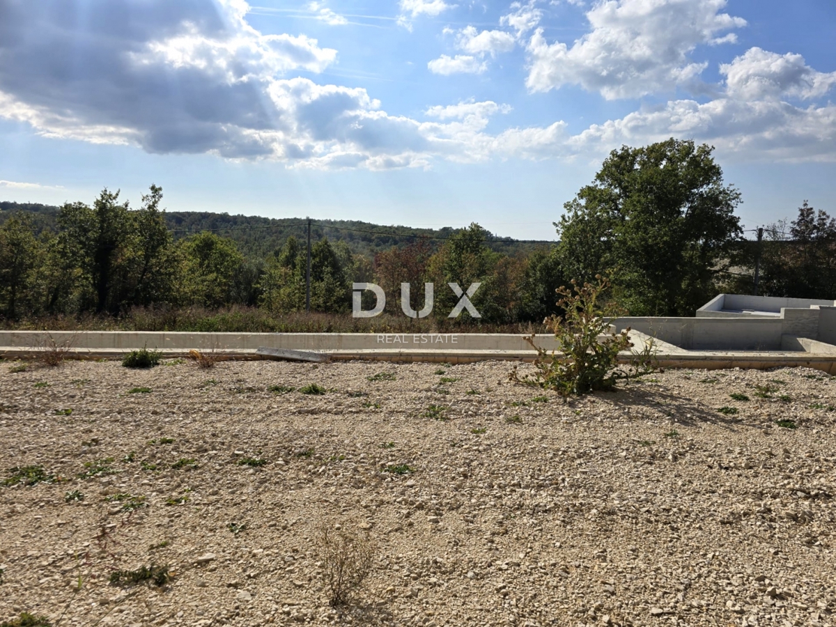 ISTRA, MOMJAN - Spektakularna vila na izjemni lokaciji v gradnji