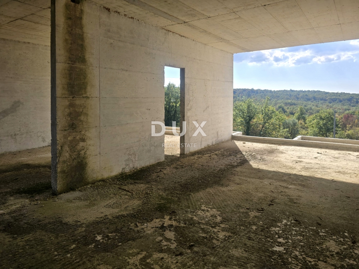 ISTRA, MOMJAN - Spektakularna vila na izjemni lokaciji v gradnji