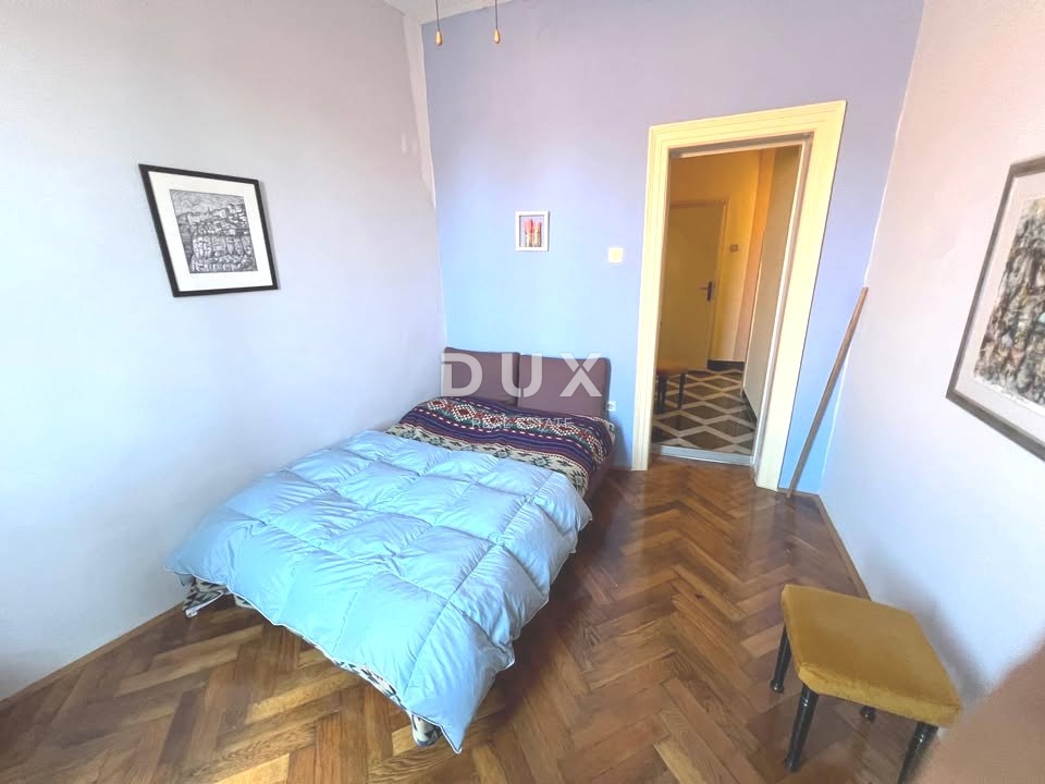 ISTRA, PULA - Stanovanje z garažo v peš coni 89 m2