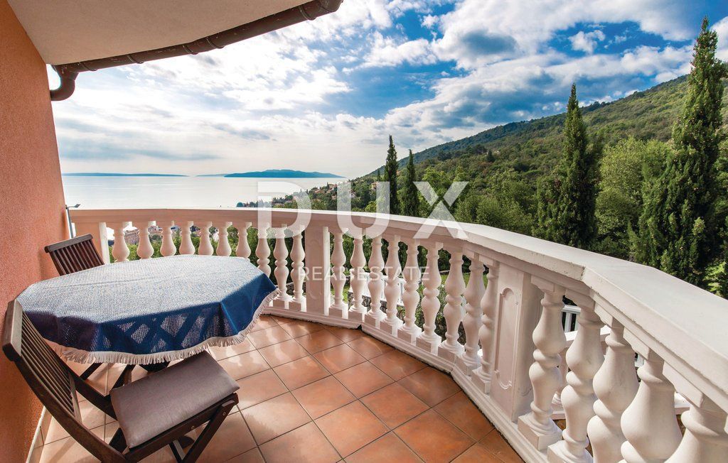 OPATIJA, CENTER - Redkost na trgu! - luksuzna vila z bazenom