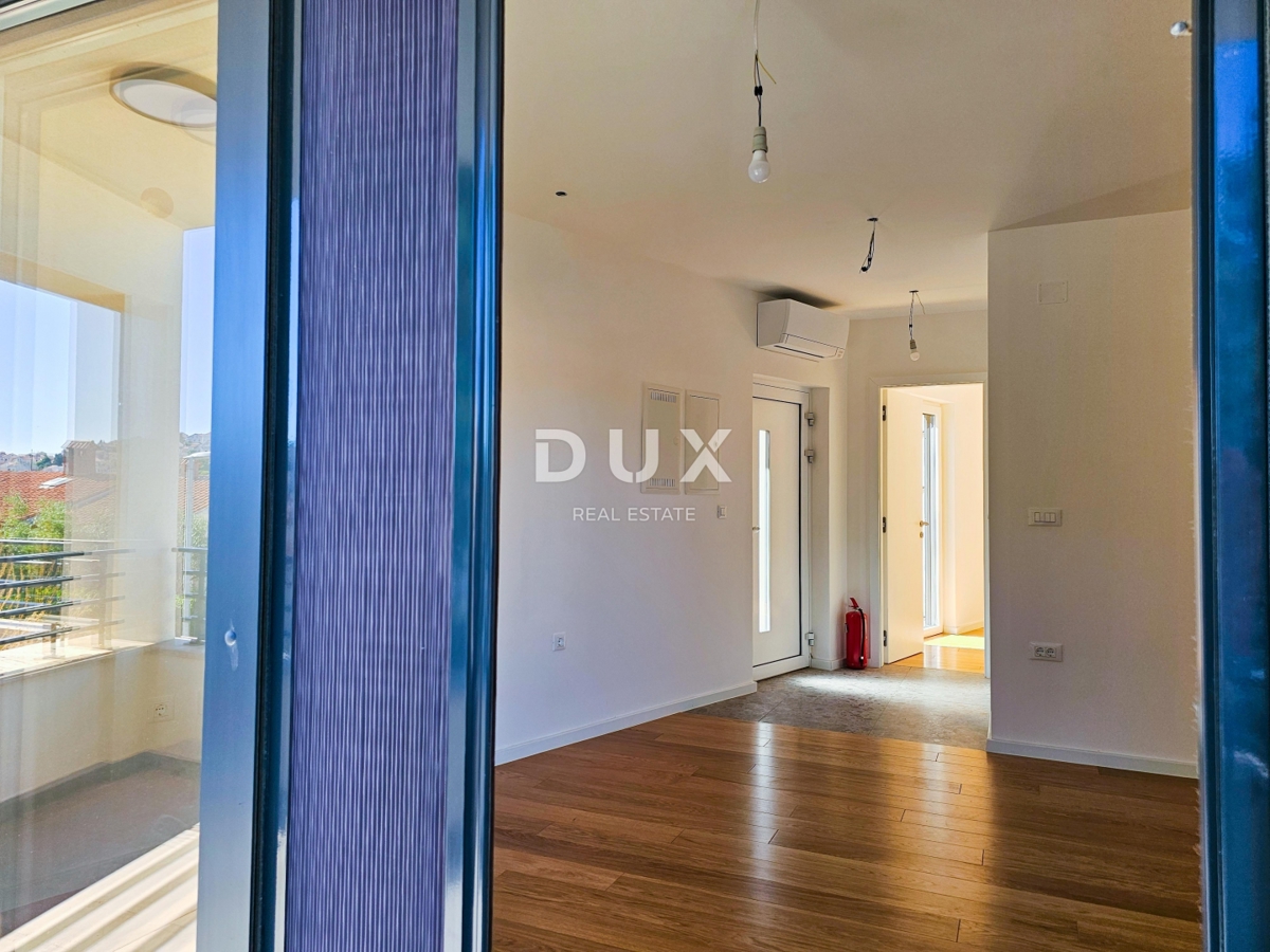 MALI LOŠINJ, CENTER - Stanovanje v novogradnji z garažnim parkirnim mestom - REDKO