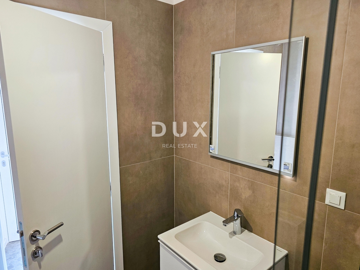 MALI LOŠINJ, CENTER - Stanovanje v novogradnji z garažnim parkirnim mestom - REDKO