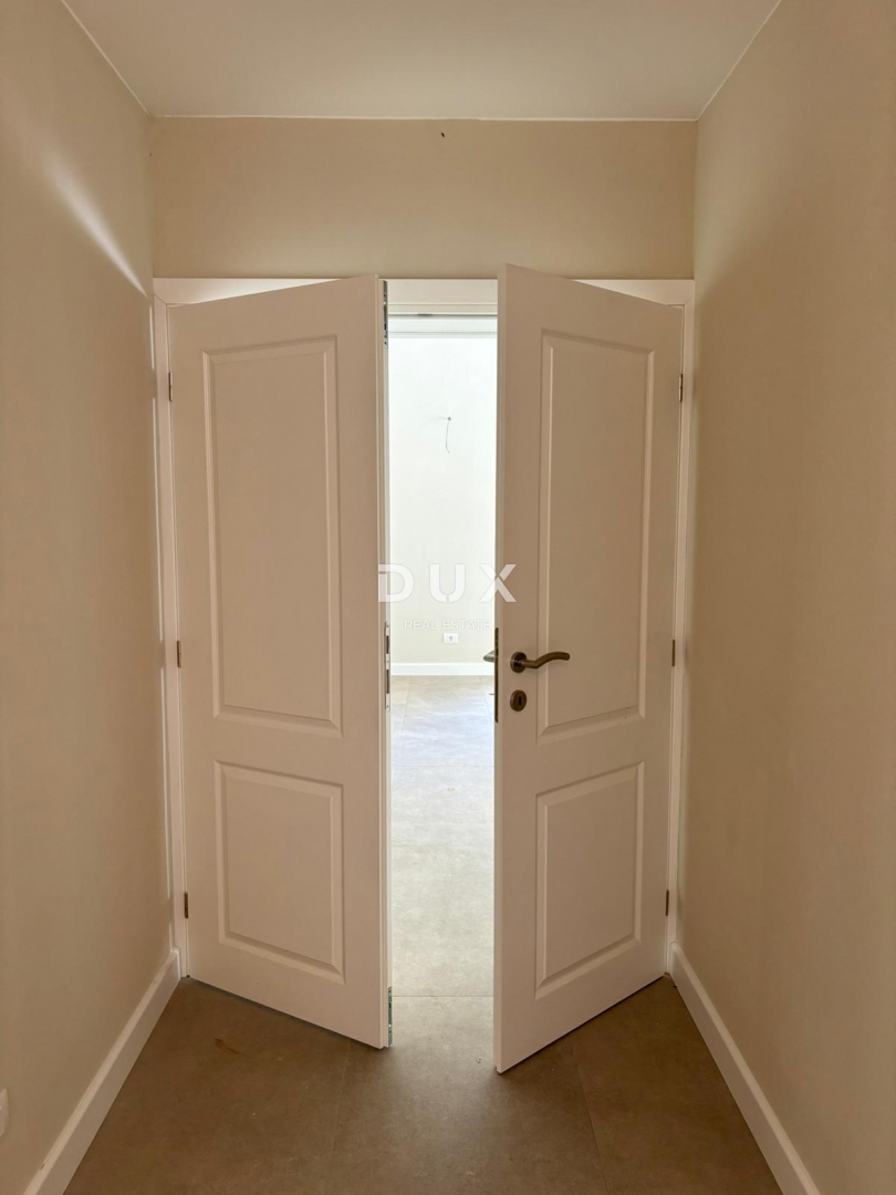 ISTRA, PAZIN - Čarobna mediteranska vila s pogledom na naravo - novogradnja! Edinstven slog!