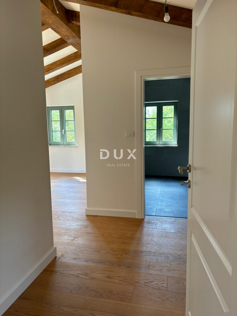 ISTRA, PAZIN - Čarobna mediteranska vila s pogledom na naravo - novogradnja! Edinstven slog!