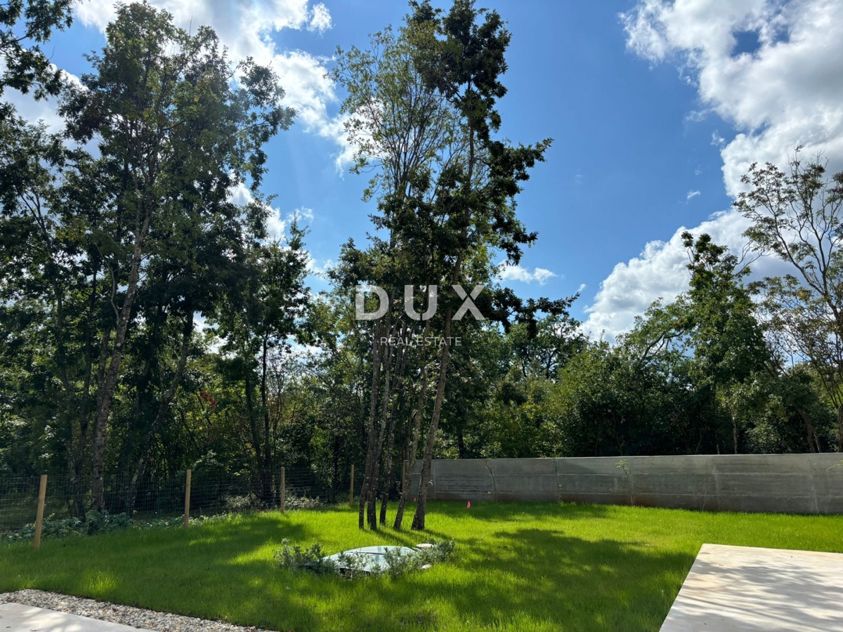 ISTRA, PAZIN - Čarobna mediteranska vila s pogledom na naravo - novogradnja! Edinstven slog!