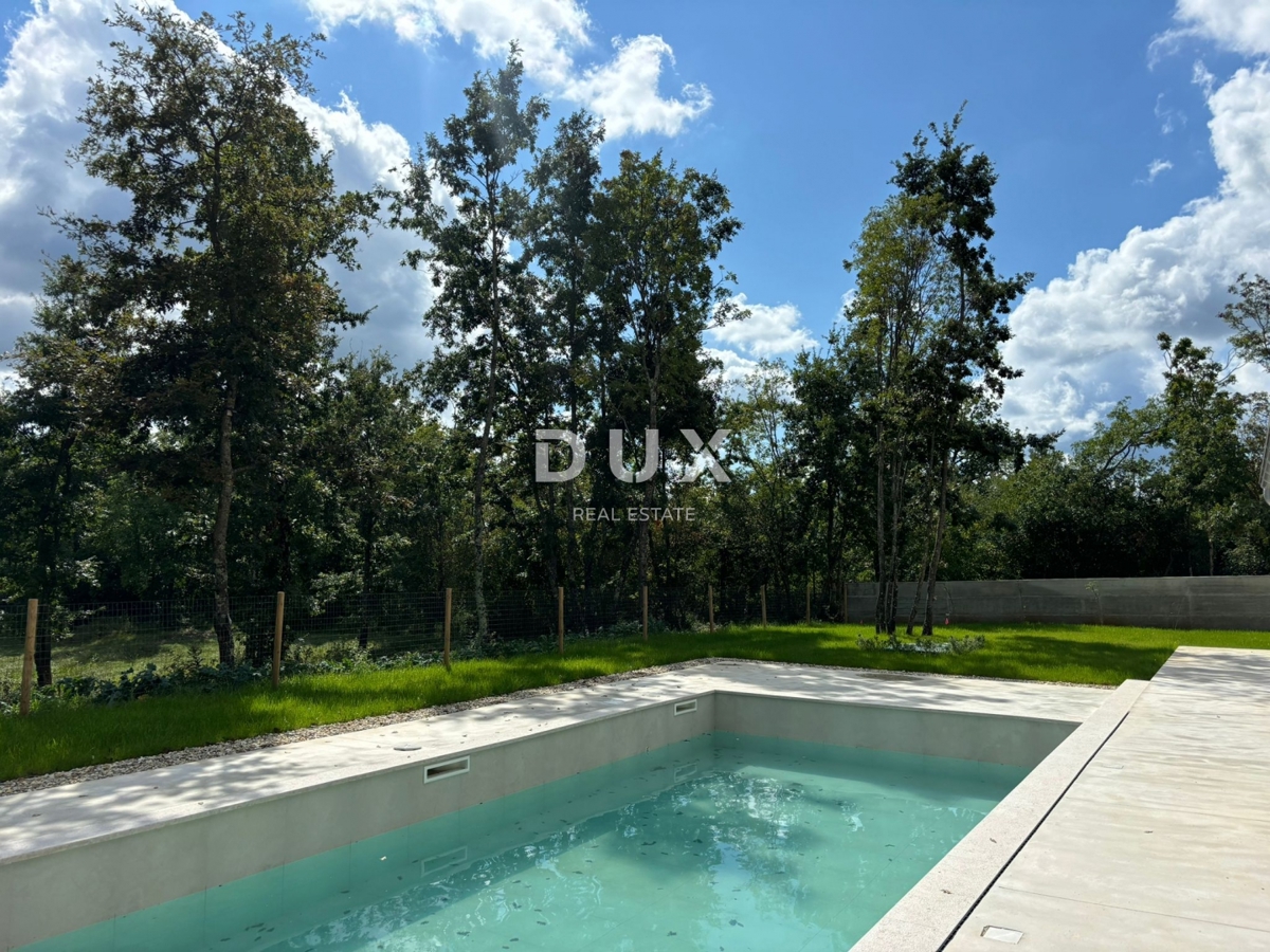 ISTRA, PAZIN - Čarobna mediteranska vila s pogledom na naravo - novogradnja! Edinstven slog!