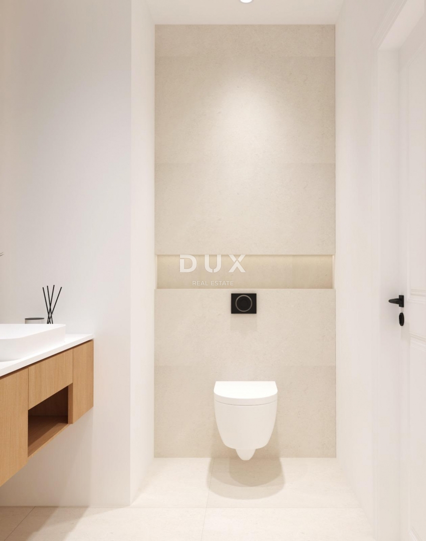 ISTRA, PREMANTURA – Penthouse z 1 spalnico in 1 dnevno sobo z zasebnim vhodom in prostorno teraso s pogledom na morje, blizu plaž in Kamenjaka