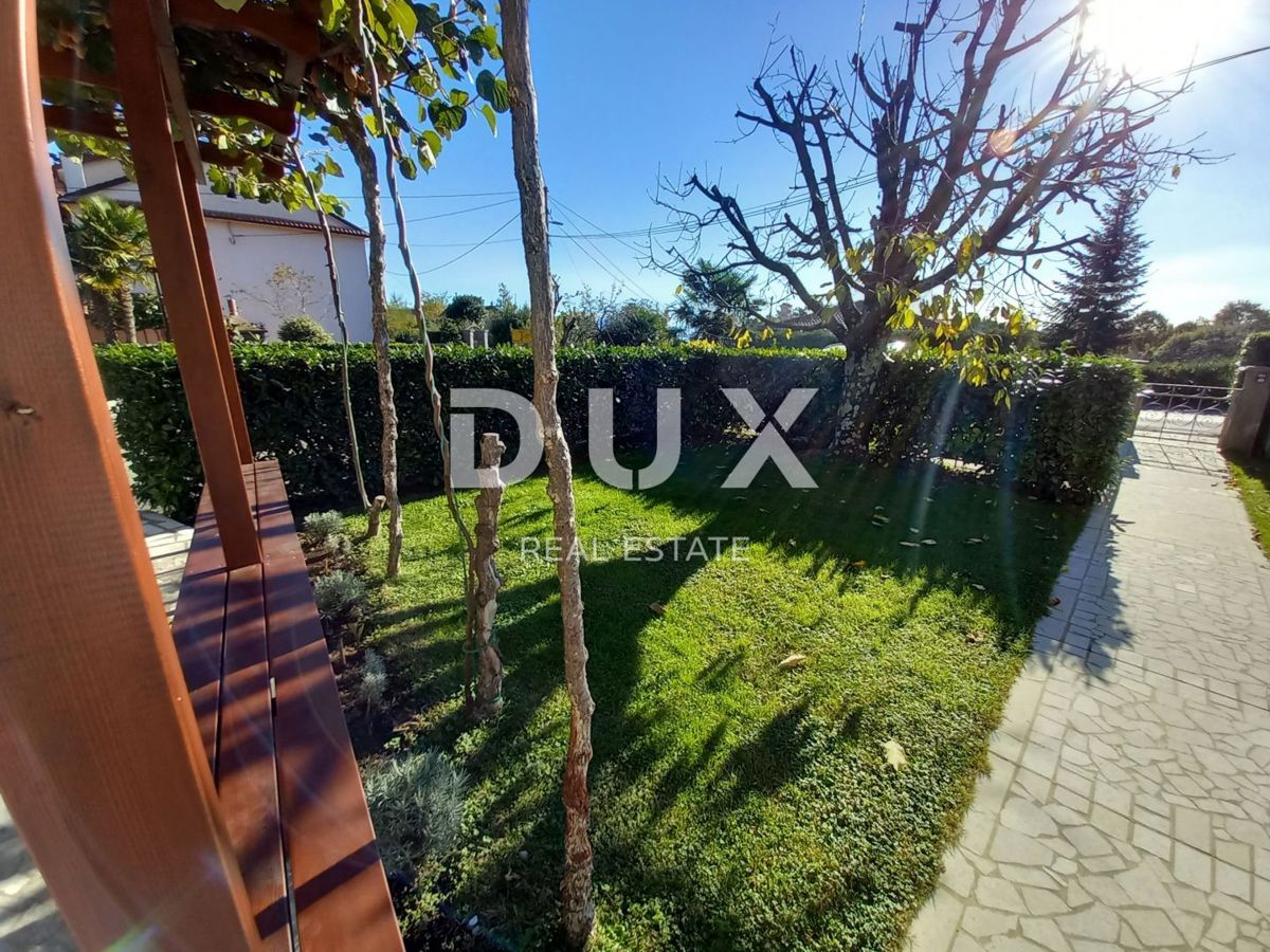 OPATIJA, MATULJI - družinska hiša s čudovitim vrtom nad centrom Opatije, pogled na morje, odlična lokacija