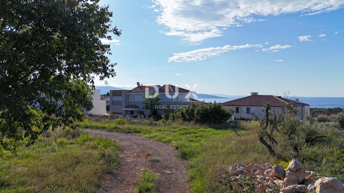 OTOK KRK, MESTO KRK - Zemljišče s pogledom na morje 758m2 - PRILOŽNOST!