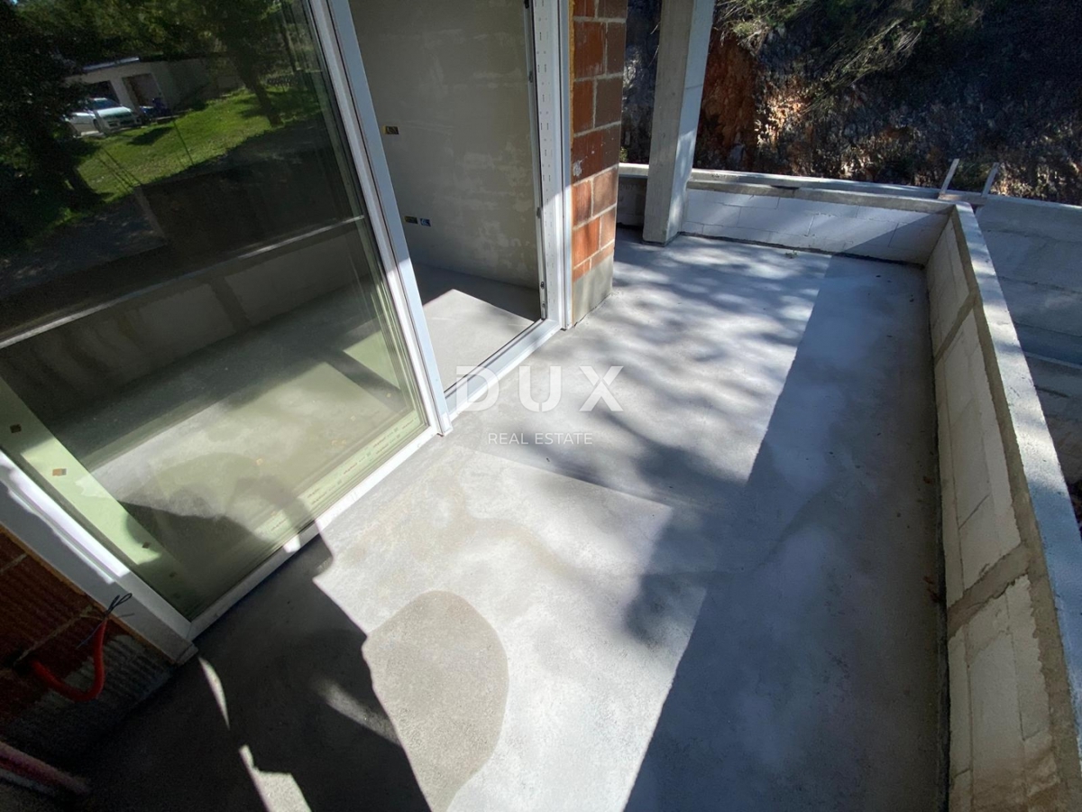 RIJEKA, DRENOVA - ekskluzivno stanovanje v NOVOGRADNJI v 1. nadstropju z balkonom + 2 parkirnima mestoma! PRILOŽNOST!