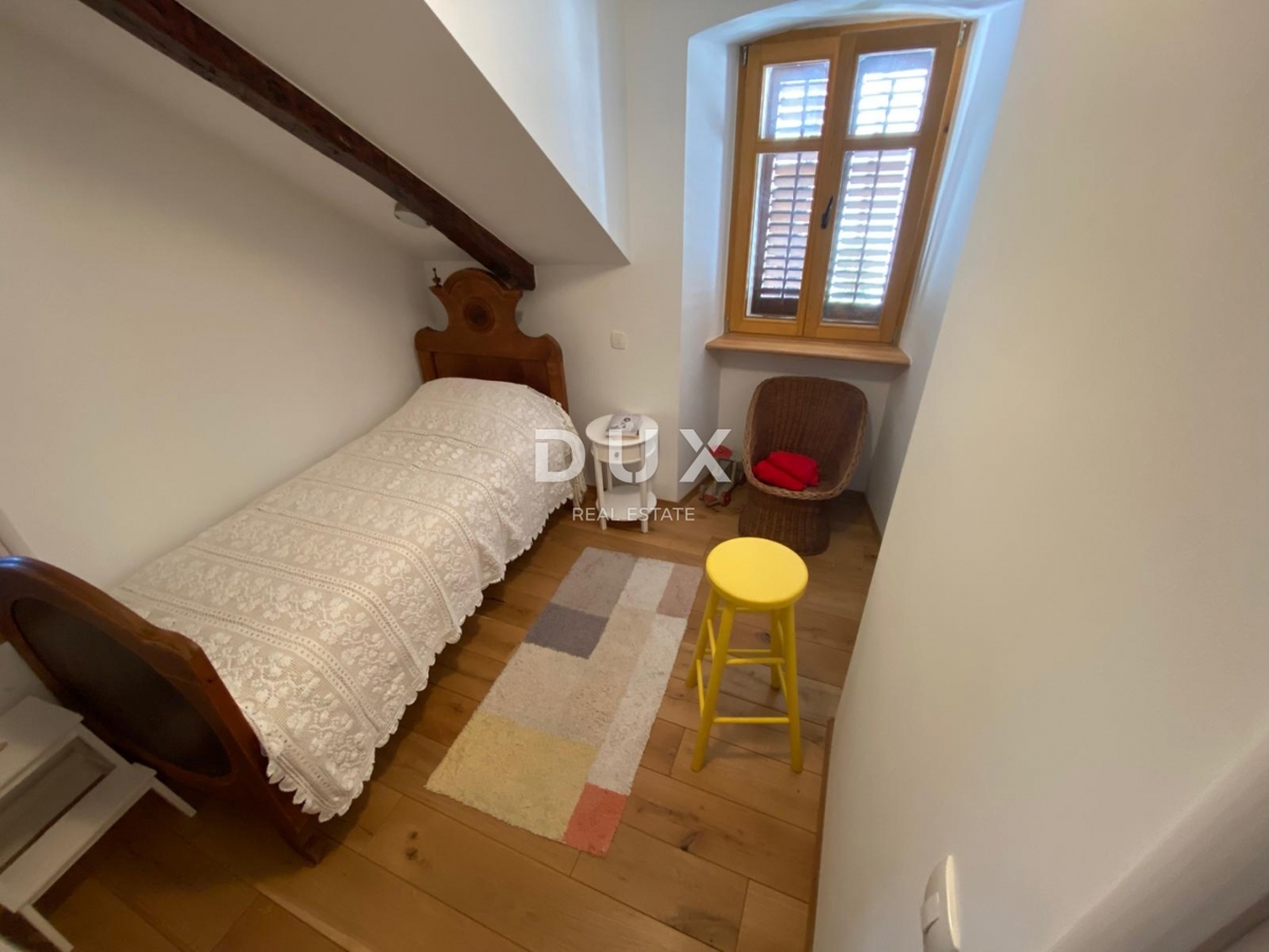 BAKAR, KRASICA - samostojna hiša z dvoriščem na odlični lokaciji! PRILOŽNOST!