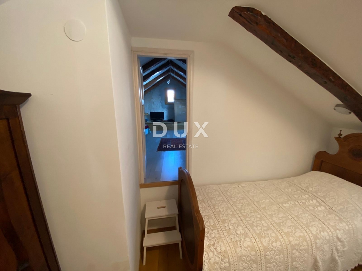 BAKAR, KRASICA - samostojna hiša z dvoriščem na odlični lokaciji! PRILOŽNOST!