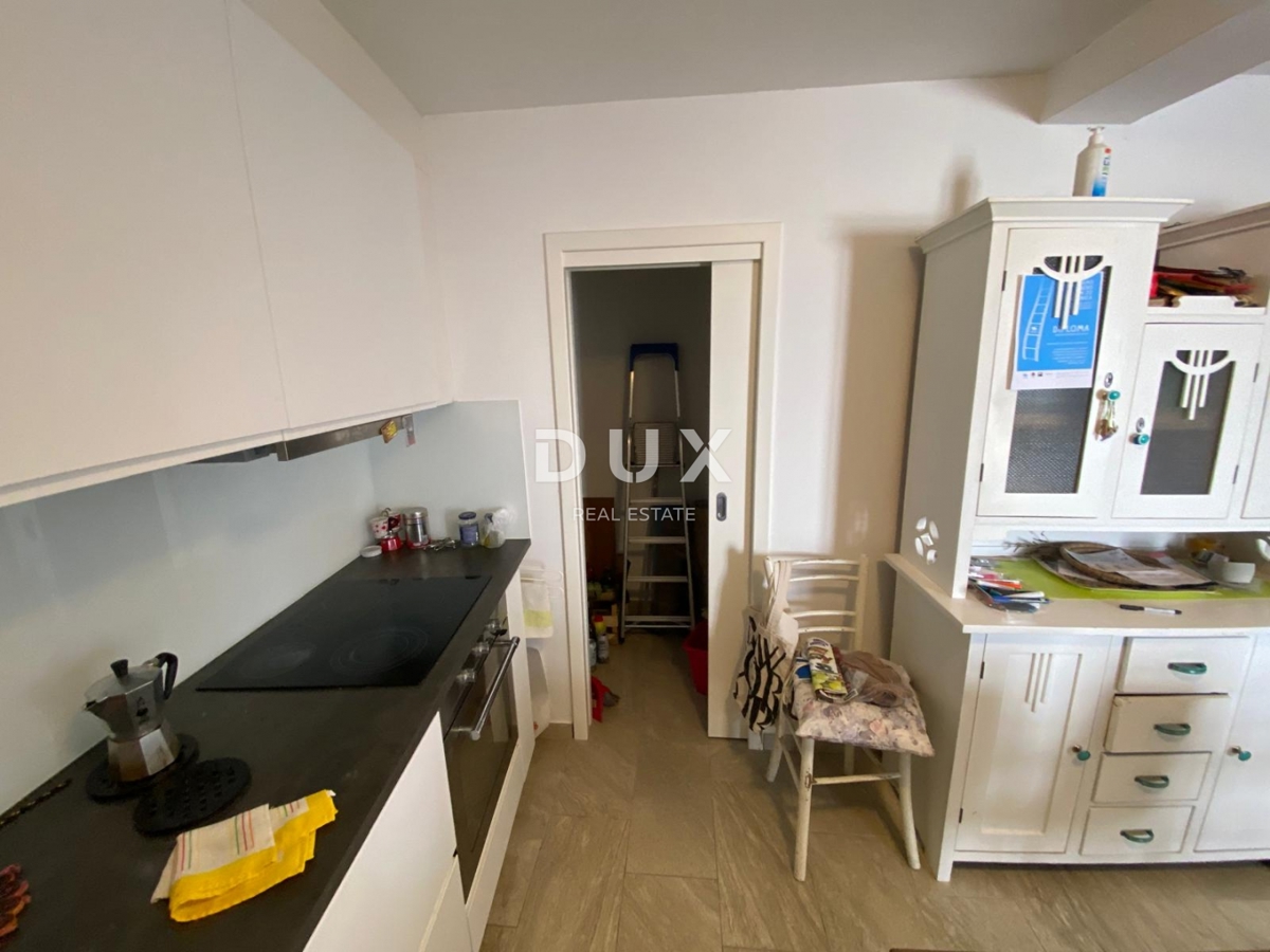 BAKAR, KRASICA - samostojna hiša z dvoriščem na odlični lokaciji! PRILOŽNOST!