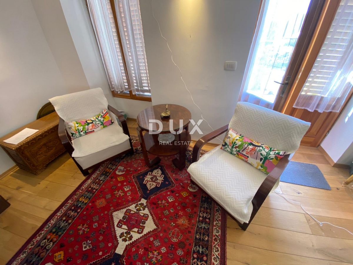 BAKAR, KRASICA - samostojna hiša z dvoriščem na odlični lokaciji! PRILOŽNOST!