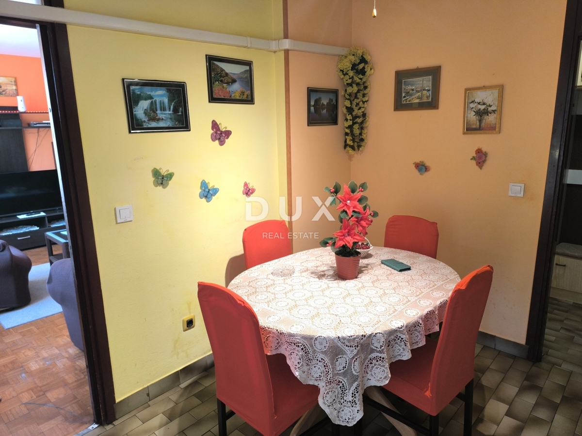 ISTRA, PULA - Stanovanje s 3 spalnicami in dnevno sobo v centru mesta s parkirnim mestom 83 m2