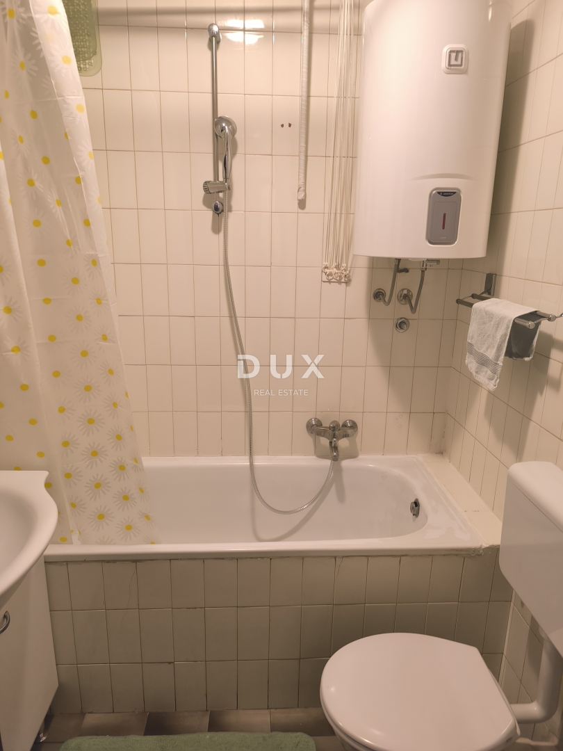 ISTRA, PULA - Stanovanje s 3 spalnicami in dnevno sobo v centru mesta s parkirnim mestom 83 m2