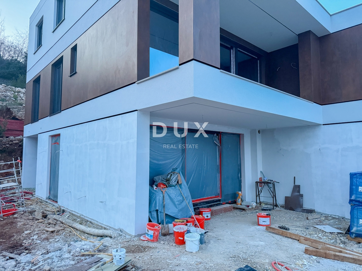 OPATIJA, LOVRAN – luksuzna rezidenca z zasebnim bazenom in panoramskim pogledom na morje